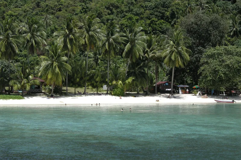 Pulau Perhentian Kecil (Island), Malaysia. Clear blue water with turquoise hues.
